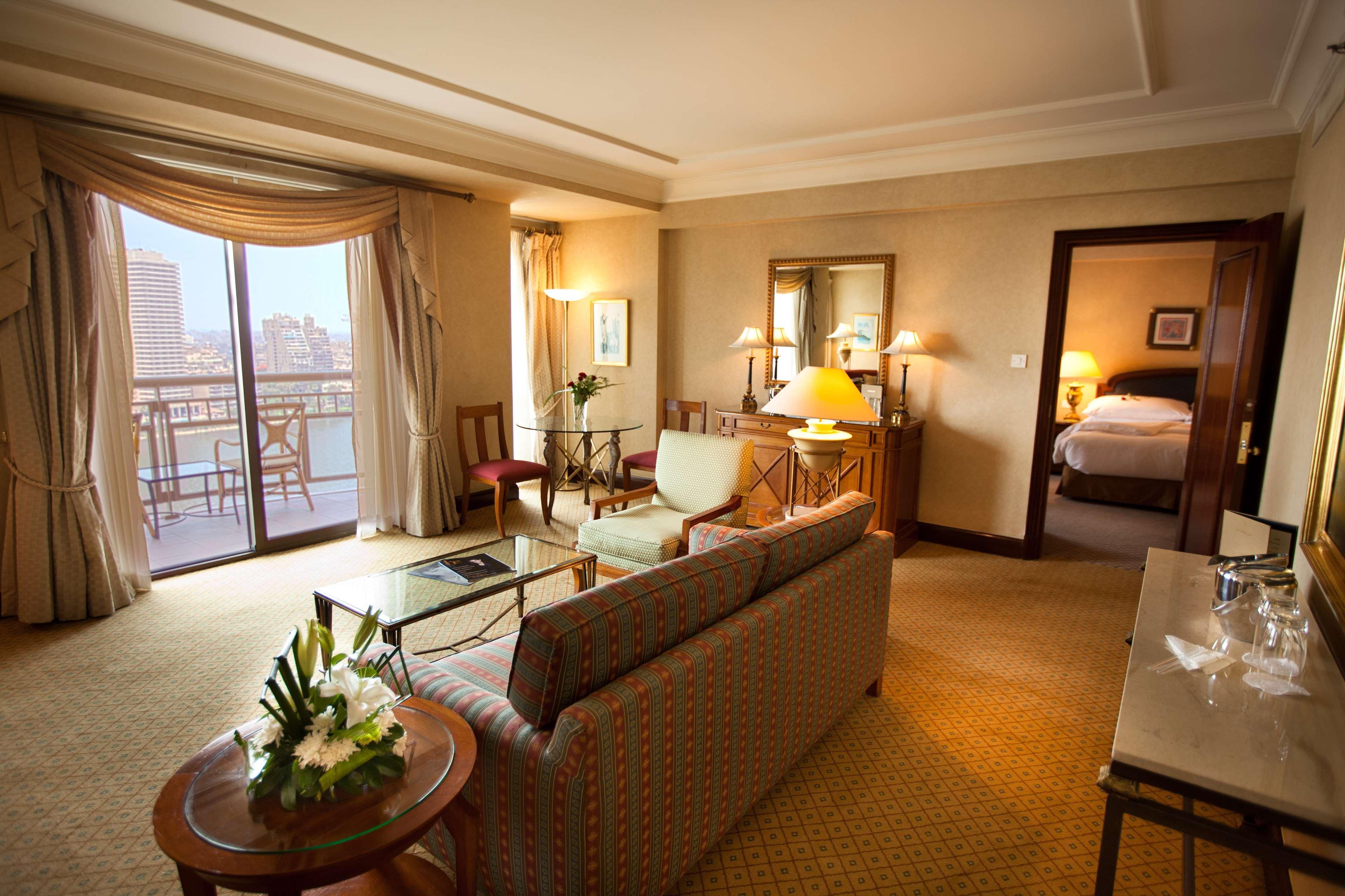 מלון Sofitel Cairo Downtown Nile מראה חיצוני תמונה Suite at the Grand Hyatt Cairo