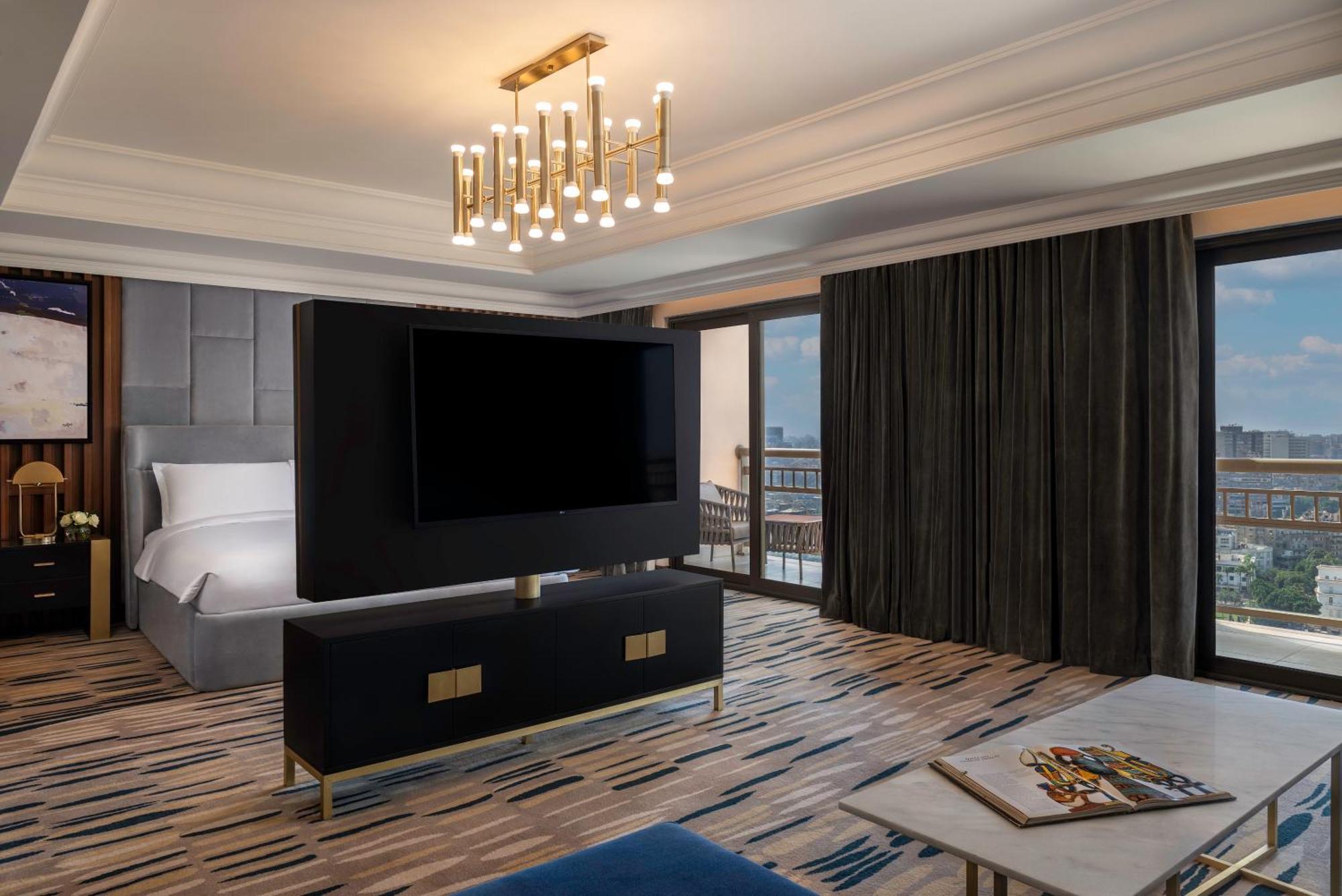 מלון Sofitel Cairo Downtown Nile מראה חיצוני תמונה A bedroom at the hotel